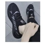 Men's Flat Heeled Mesh Sneakers